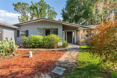 Lake Arietta Home For Sale in Auburndale Florida