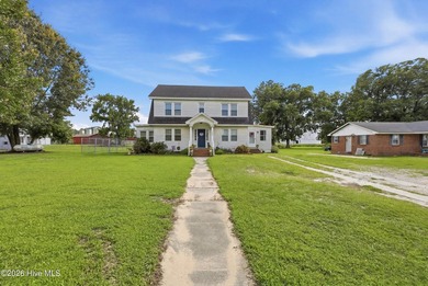 Step into timeless charm with this beautiful 5-bedroom, 2-bath - photo 2