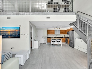 MOTIVATED SELLER | Limited Edition Duplex living in the heart of - photo 22