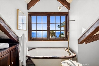Perched above the Pacific Ocean, this rare Laguna Beach estate - photo 22
