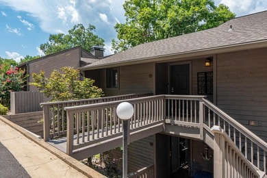 Welcome to effortless lake living at 200 Hamilton Oaks Drive - photo 28