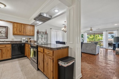 Welcome to effortless lake living at 200 Hamilton Oaks Drive - photo 33
