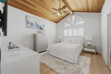 Beautifully remodeled waterfront home with breathtaking views - photo 35