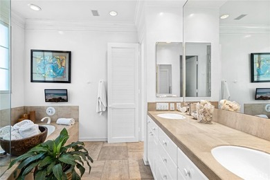 Perched above the Pacific Ocean, this rare Laguna Beach estate - photo 36