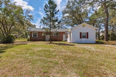 Welcome to your slice of Old Florida paradise in the heart of - photo 46