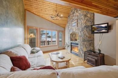 Exceptional Lakefront Living - photo 18