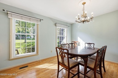 Stately home in the heart of Havelock! This well-maintained - photo 9