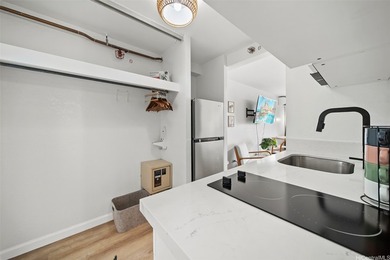 Live in the heart of Waikiki at the iconic Island Colony with - photo 11