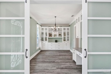 EXCEPTIONAL CUSTOM BUILT RESIDENCE tucked away in the desirable - photo 10
