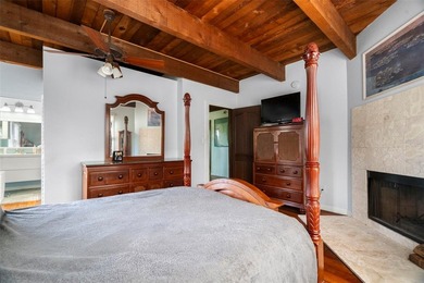 Opportunities like this don't come around often in Palm Harbor. - photo 39