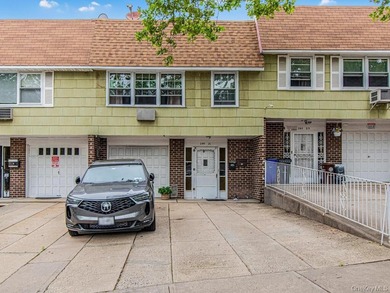 DELIVERED VACANT - Rare opportunity to own a fully maintained - photo 1