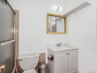 DELIVERED VACANT - Rare opportunity to own a fully maintained - photo 10
