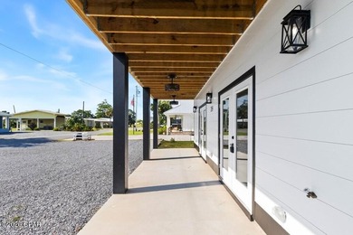BEAUTIFUL NEW HOUSE LOCATED IN THE HEART OF MEXICO BEACH, JUST - photo 8