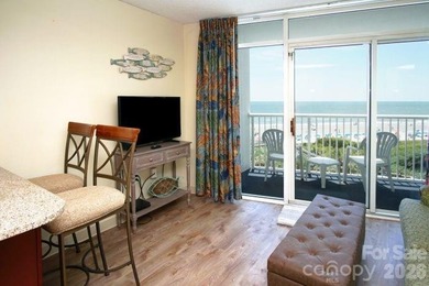 Beautiful Views from this Direct Ocean Front Condo in Fabulous - photo 4