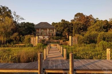 A rare offering on 1.2 impeccably manicured acres with 125 feet - photo 4