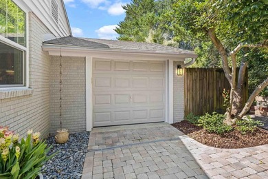 Coastal Sophistication in the Heart of East Hill - Steps from - photo 3