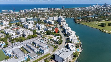 Expansive 15,156 SF triangular lot centrally located in Bay - photo 11