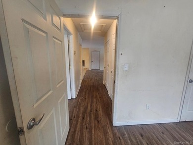Great Starter Ranch House for 1st Time Buyer with 1,308 Square - photo 11