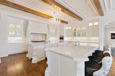 Introducing one of the most majestic gated estate properties in - photo 12