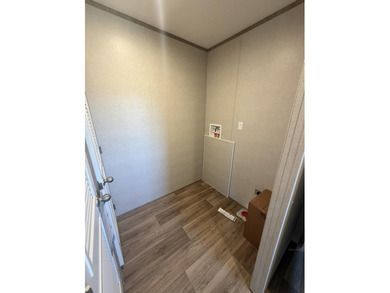 Brand new Clayton Horizon home offering 3 bedrooms, 2 full baths - photo 16
