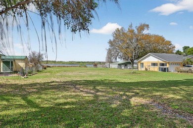 Lakefront homesite with 70 FEET OF LAKEFRONTAGE on BEAUTIFUL - photo 17