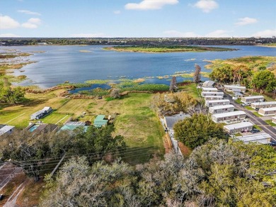 Lakefront homesite with 70 FEET OF LAKEFRONTAGE on BEAUTIFUL - photo 18