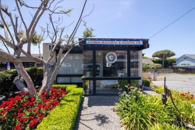 Located just blocks from the sand, these properties offer - photo 18