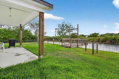 Charming 3-Bed, 2-Bath Home on Serene Pond in Rockport, Texas - photo 18