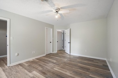 Beautifully updated 3-bedroom, 2-bath home with a spacious bonus - photo 22