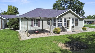Beautifully updated 3-bedroom, 2-bath home with a spacious bonus - photo 34