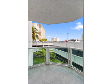Exceptional Fully Remodeled Condo! . 2 Bedroom and 2 Bathroom - photo 38