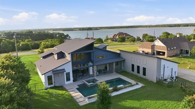 Lake Waxahachie Home For Sale in Waxahachie Texas
