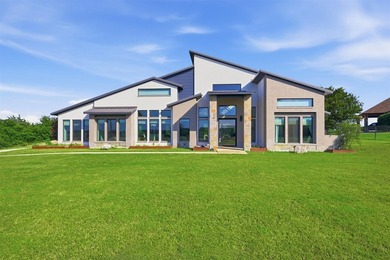 Welcome home to 211 Hunter Pass in Waxahachie, Texas, where - photo 2
