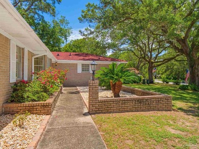 **Open House: Saturday, July 25th 1PM-3PM** Welcome to 7 Gunn - photo 3