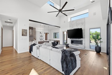 Welcome home to 211 Hunter Pass in Waxahachie, Texas, where - photo 7