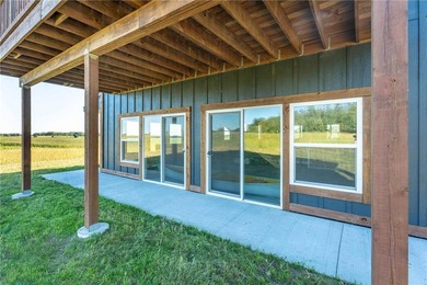 Discover your own private retreat on Third Silver Lake! This - photo 7