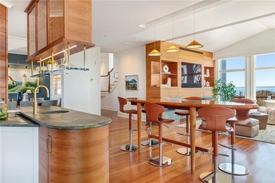 This exceptional waterfront residence on Greenwich Bay offers - photo 18