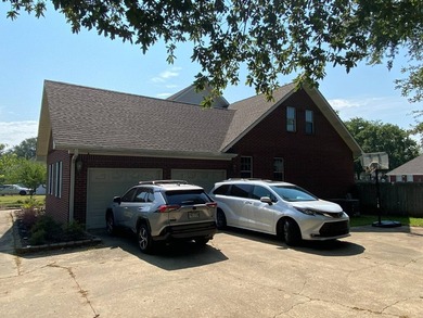 Gorgeous large and spacious home in town for sale located right - photo 30