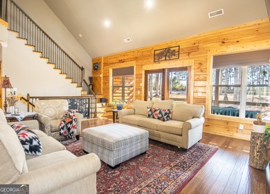 Custom Log Cabin Near Lake Hartwell Beautiful custom-built log - photo 9