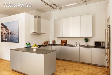 Step out of your key-locked elevator directly into a full-floor - photo 9