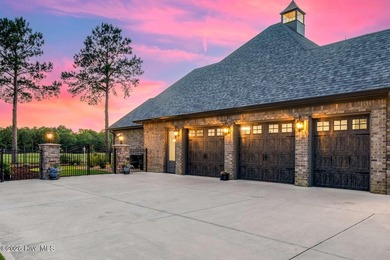 One-of-a-kind French Country estate on a private cul-de-sac lot - photo 7