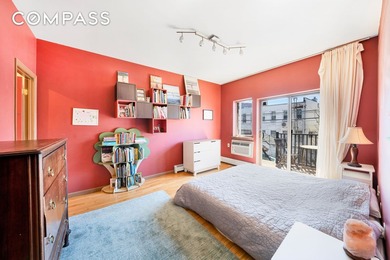 Welcome to this spacious 3 bedroom condo with a huge private - photo 4