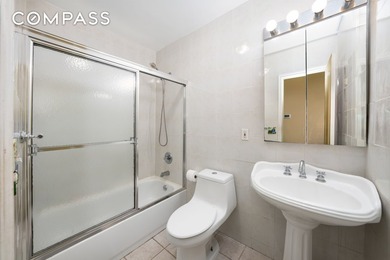 Welcome to this spacious 3 bedroom condo with a huge private - photo 9