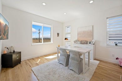 No HOA. No metro tax. Just peace & views. Perfectly positioned - photo 16