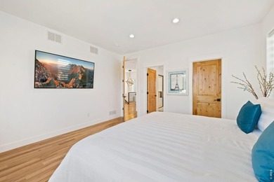 No HOA. No metro tax. Just peace & views. Perfectly positioned - photo 19