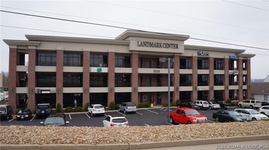 Discover an exceptional opportunity to purchase office space in - photo 21