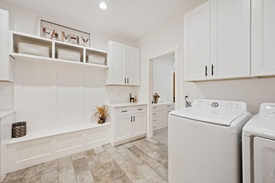 No HOA. No metro tax. Just peace & views. Perfectly positioned - photo 21