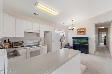 Enjoy easy coastal living in this one-level home on a cul-de-sac - photo 9