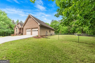 Set on 25 beautiful acres in the heart of Madison, GA, this - photo 41