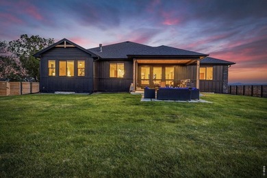 No HOA. No metro tax. Just peace & views. Perfectly positioned - photo 42